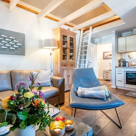 Haus Strandweg Whg 01 *